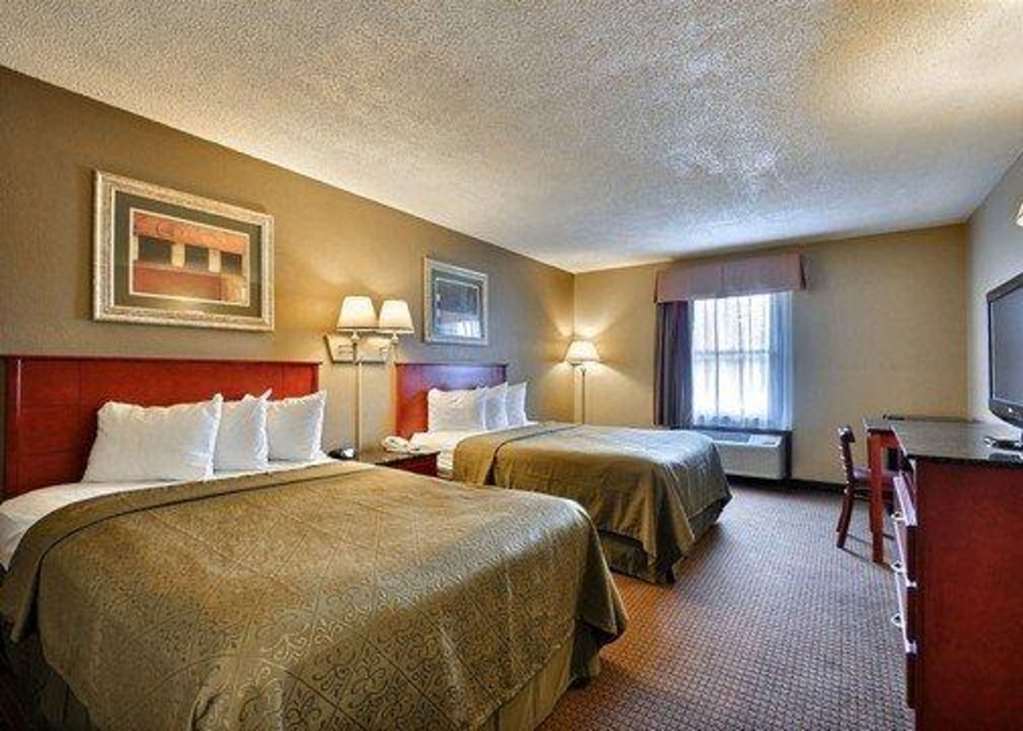 Quality Inn & Suites Bedford West Zimmer foto